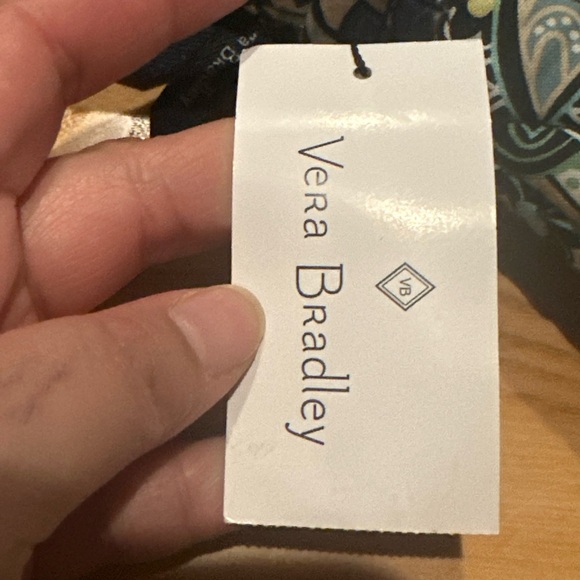 VERA BRADLEY NWT - bucket crossbody - Picture 7 of 9